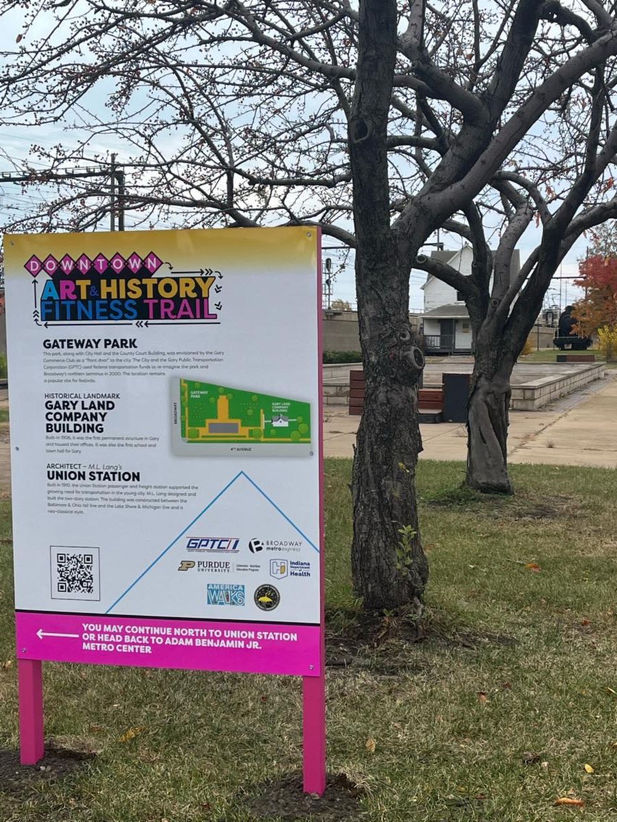 HbD_IN's tweet photo. We're so excited about the Art &amp; History Fitness Trail that @GaryTransit recently unveiled! With trail funding from IDOH, this ADA-accessible trail shows off local art, architecture, and transportation features downtown. Find the map &amp; more info: https://t.co/kQHXG0bQ2Y. https://t.co/Li4TtPerdJ