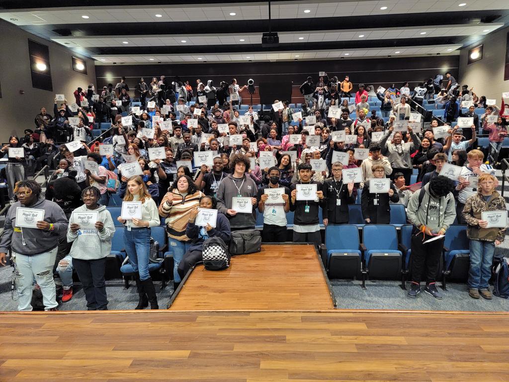 Newberry_HS's tweet photo. We had a great time celebrating our Principal's and A-B Honor Roll students this morning! We are super proud of these students. #TheBestofNHS https://t.co/iJO7oEJYpu