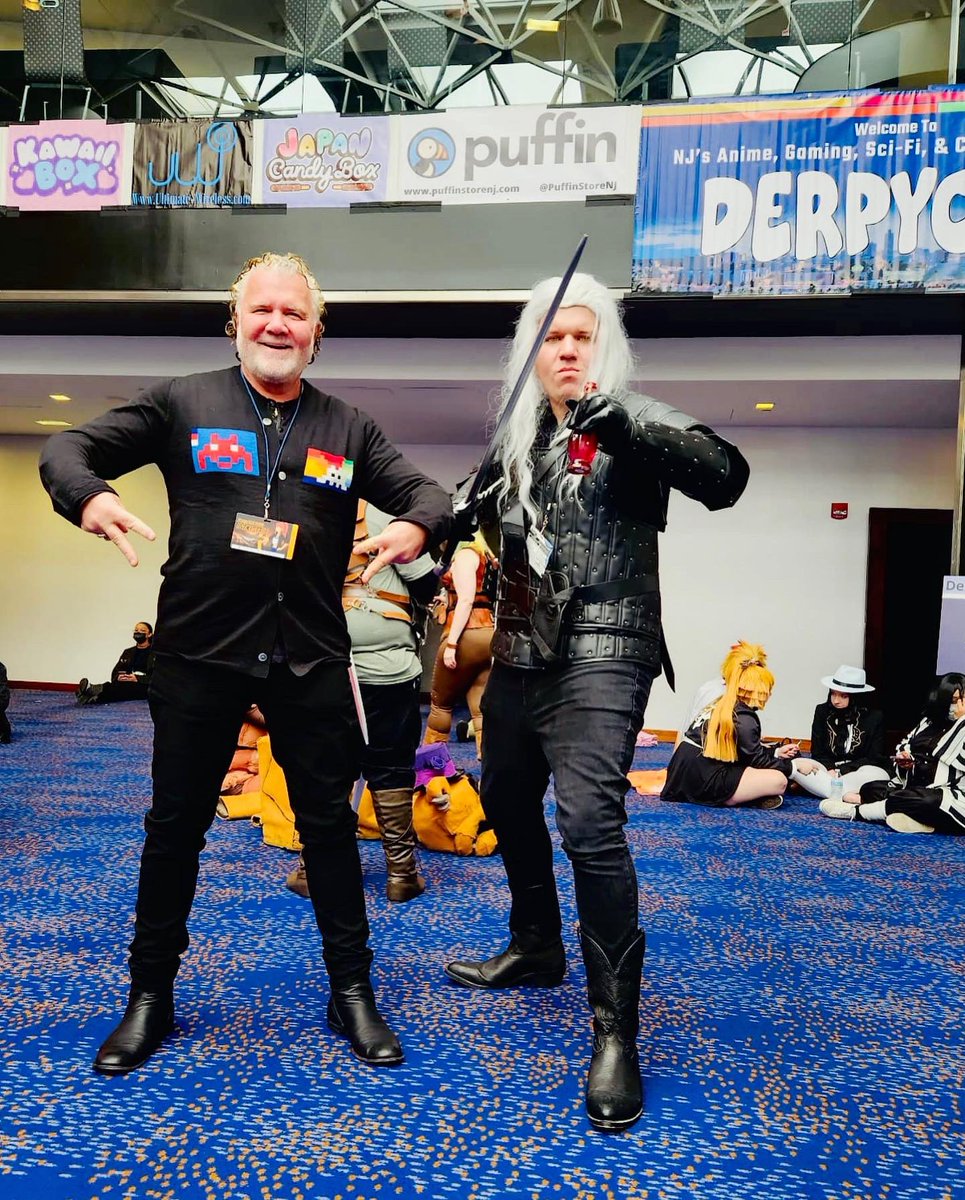 NathanYanovitch's tweet photo. We are here at @DerpyCon ✌️ Team Puffin is thankful to be included as premiere sponsor. #TakeFlight ✌️ @PuffinStoreNJ https://t.co/B5L0xClCHS