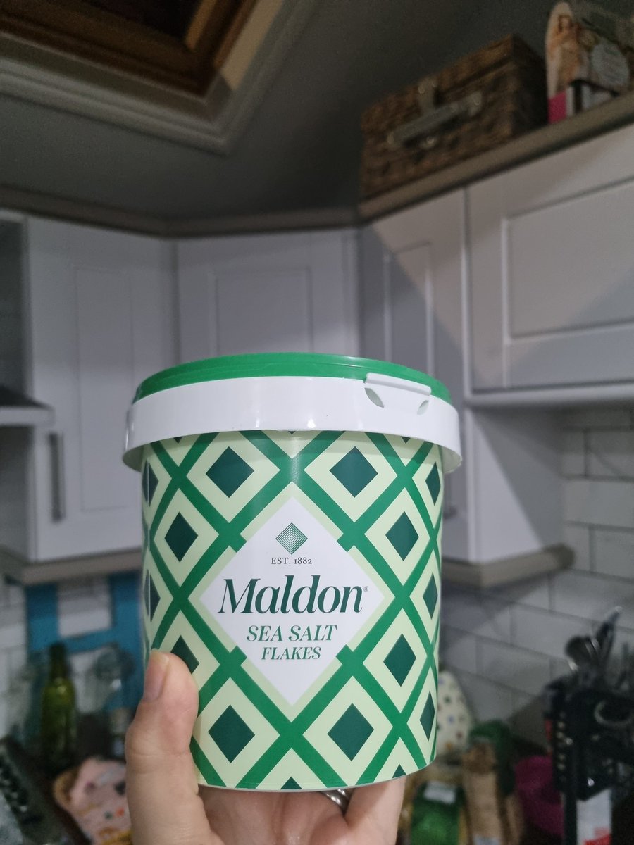 HelenVonPeas's tweet photo. Also had a delivery of the good stuff. #LTVL https://t.co/krl1GkYUnW