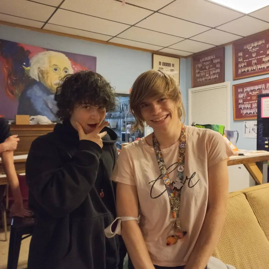 psiugt's tweet photo. 🌟 Pledge Spotlight: V McCarthy 🌟
V McCarthy (they/them) is a second-year CS/Math major. They'll usually be seen around at GT D&amp;D or doing math tutoring! They're always down for people to talk to them! 

We're so happy you're here and hope you are too! https://t.co/Mbi9FzMJo9