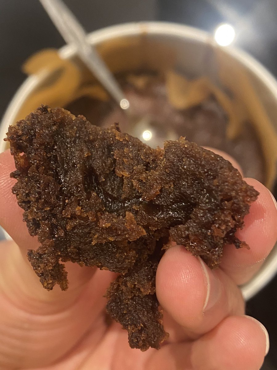 VinceCharming69's tweet photo. Just made a Zoe Bakes chocolate devils food cake! 😍 It was wank! Rubbery and no chocolate flavour. Waste of 2 good eggs. No wonder the devil is pissed if he has to eat this shit for his birthday. #zoebakes #dissapointed #devilscake #rubber #waste #COLC https://t.co/OxUpcRXqje