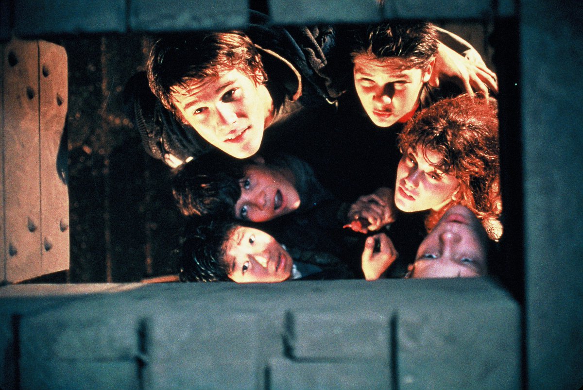 SpielbergVault's tweet photo. The Goonies (1985) 

#Goonies https://t.co/BeDQcM9CYN