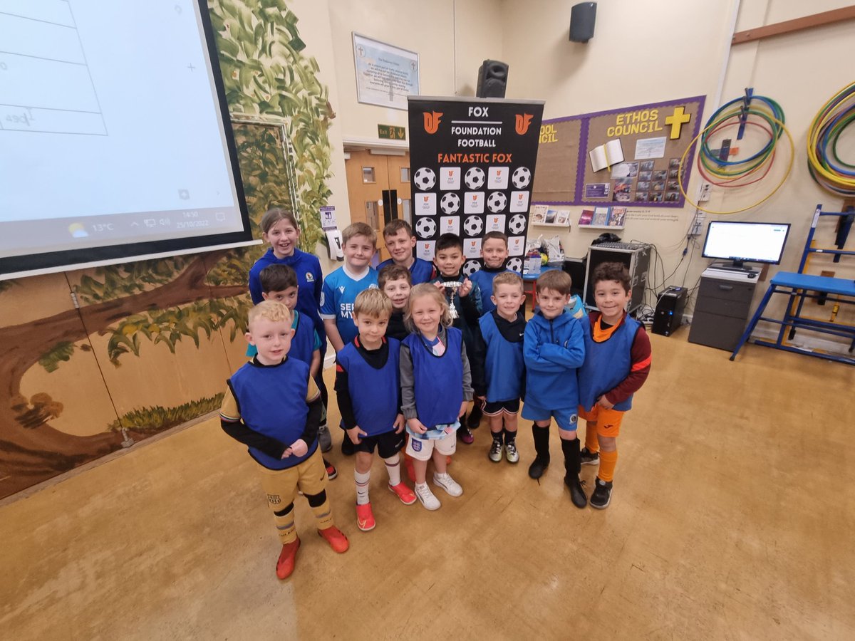 foxfoundfooty's tweet photo. Really enjoyable week on our October Half Term 'Sport Course'. Huge thanks to all that attended &amp; also The Redeemer Primary School for hosting. See you all in February 2023! 🙌🦊 https://t.co/le7EsE902p