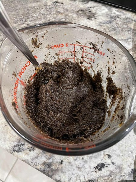 kblair006's tweet photo. I made a coffee body scrub with some coffee grounds, coconut oil and brown sugar. Great way to use coffee grounds for exfoliation. #AETSustyChallenge https://t.co/5j7vS5etlX