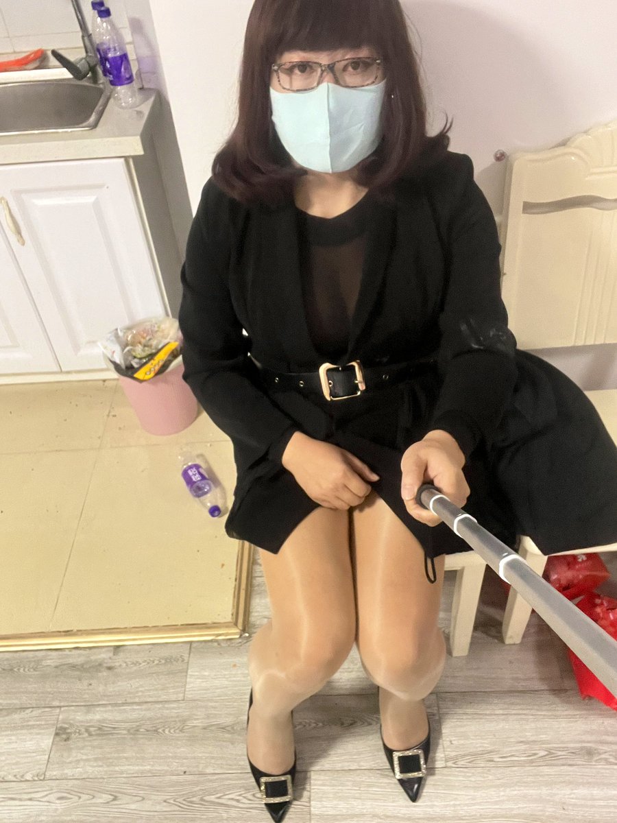 PP52251561's tweet photo. 发骚 https://t.co/k4KGec6Pex