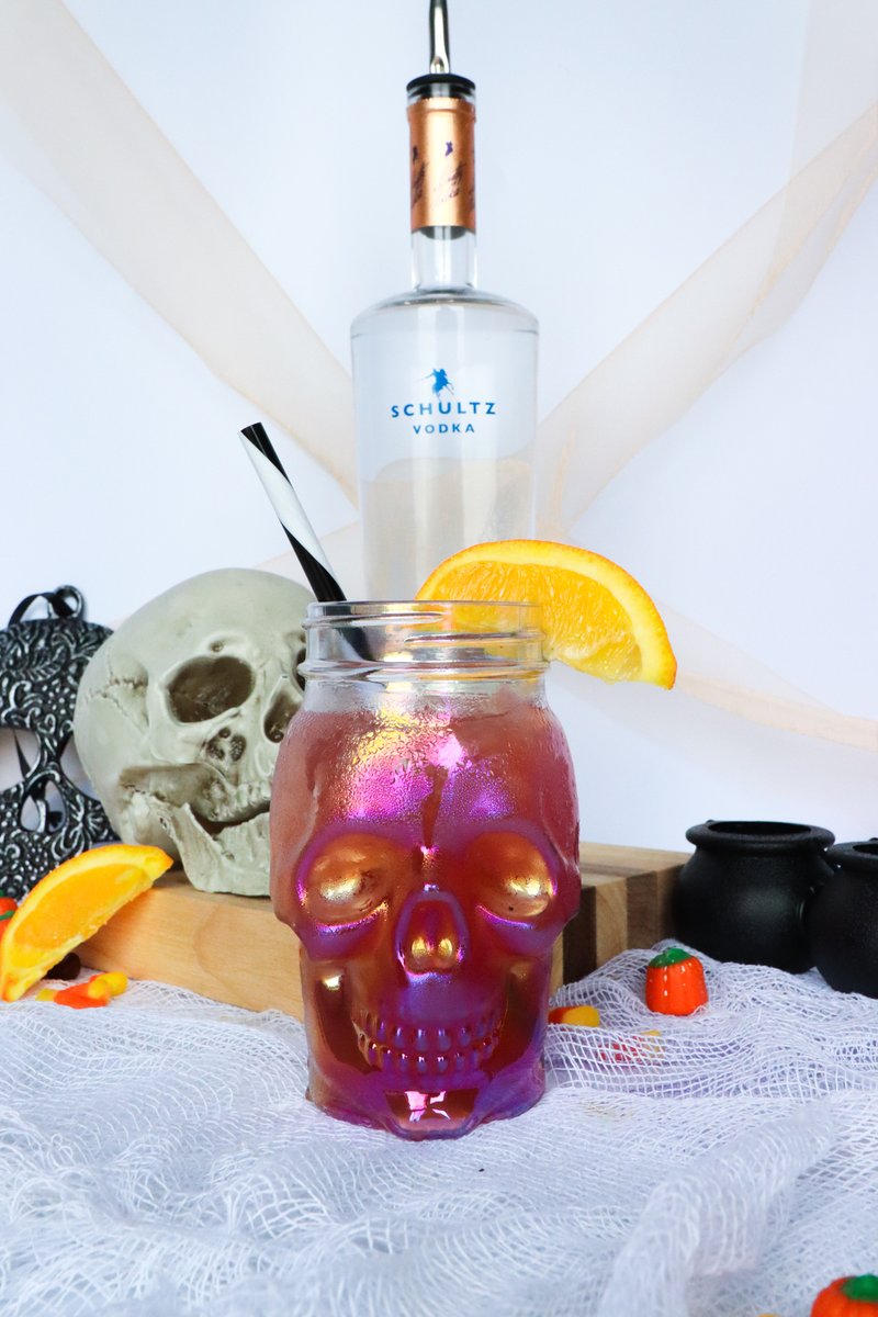 We are putting the 'boo' in boozy!👻😉 Nothing scarier than not having enough Schultz Vodka for the weekend - stock up, and let's celebrate!

rockcreekdistillery.com/post/there-wil…

#schultzvodka #homegrownandhandcrafted #simplyspirits #halloween #cocktails