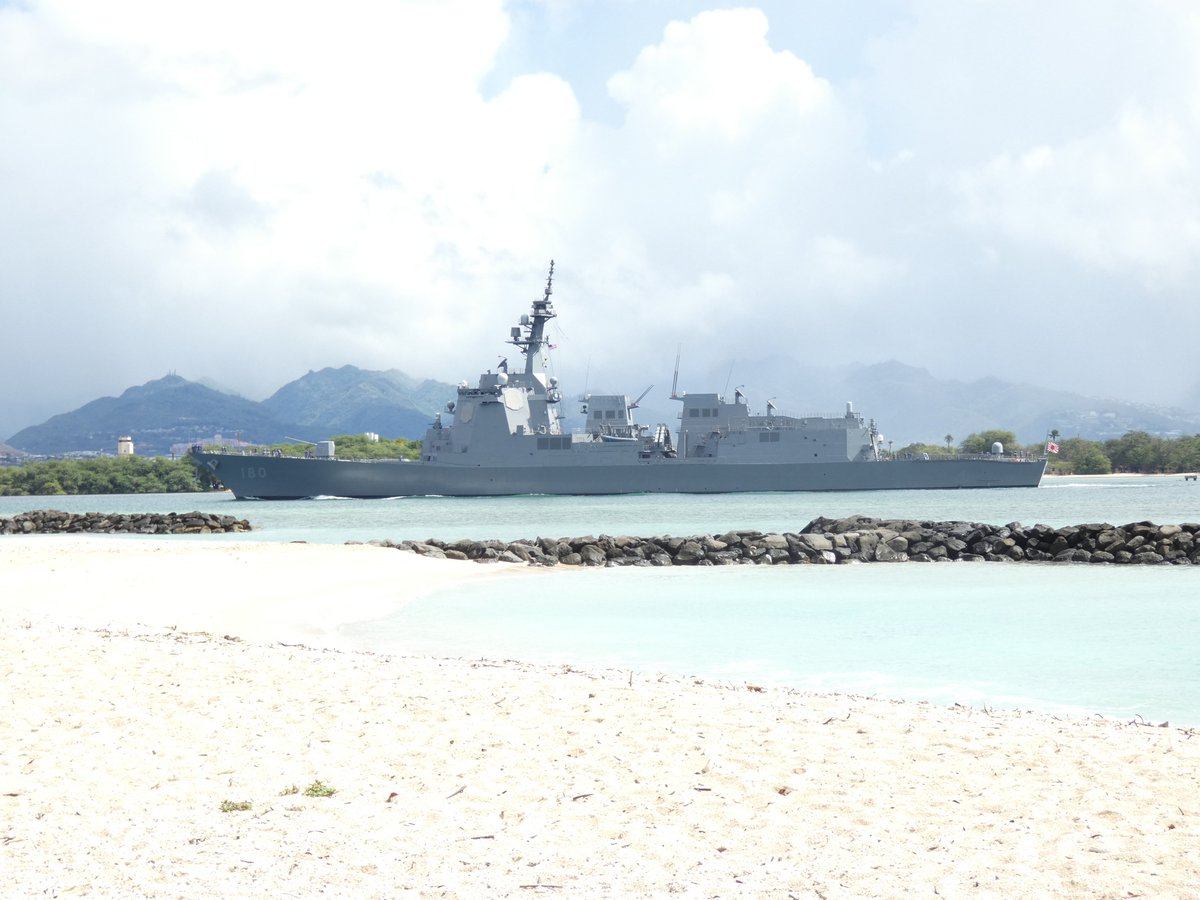 Japanese Maritime Self-Defense Force Maya-class guided missile destroyer JS Haguro (DDG 180) coming into Pearl Harbor - October 28, 2022 #jshaguro #ddg180