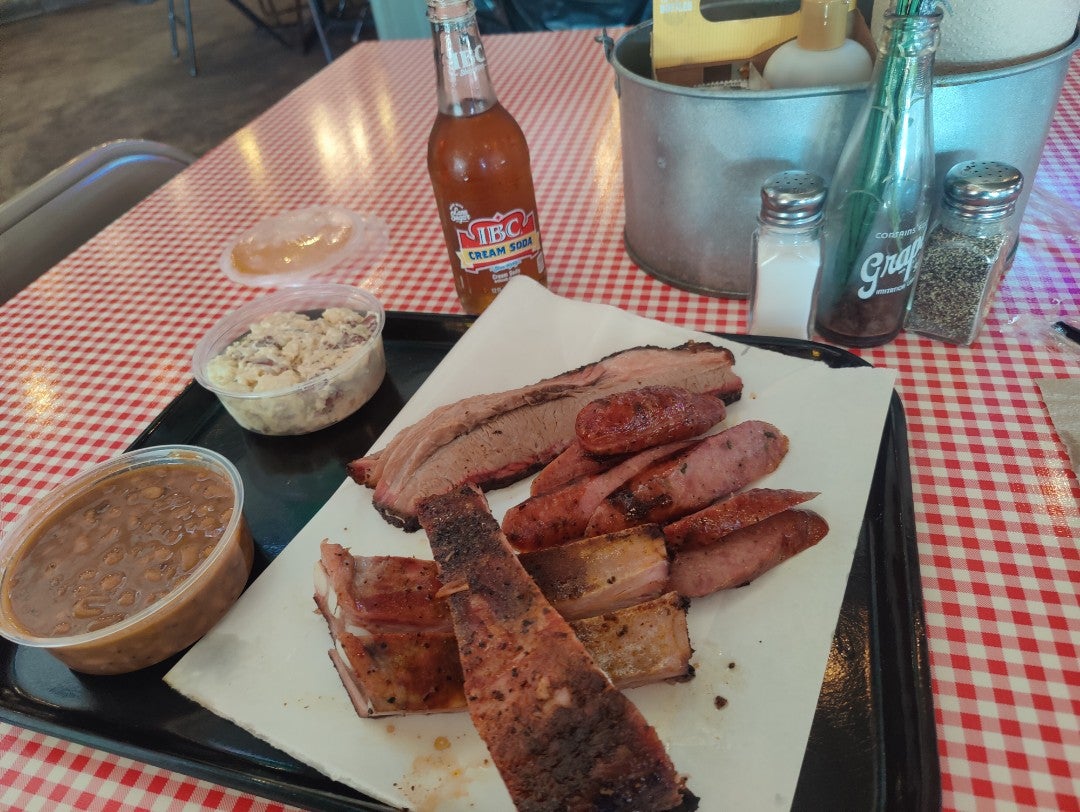 I'm at <a href="/Old300BBQ/">Old 300 BBQ</a> in Blanco, TX swarmapp.com/c/5gjaXRLLFMv