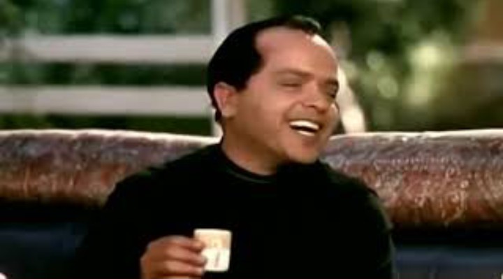 برازيلي واسمر برقصها سامبا اي او
لا ولمساته حلوة