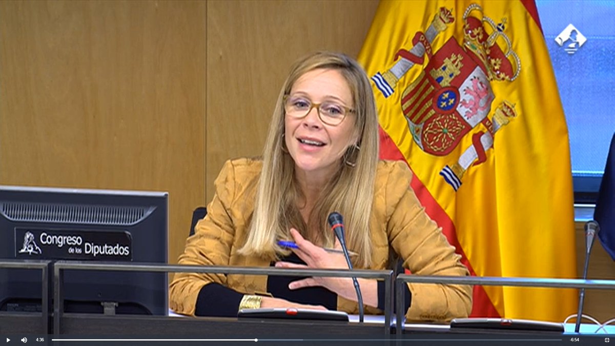 Esta mañana ha comparecido en el @Congreso_es <a href="/CarlaCornella/">Carla Cornella</a>, presidenta de <a href="/FAADAorg/">FAADA</a>, para defender una ley estatal de #protecciónanimal que armonice las 17 dispares normas autonómicas y para dar respuesta a los al menos 700 abandonos diarios.
