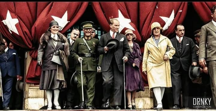 Her Türk kadınının Atatürk'e ve Cumhuriyete, Minnet borcu vardır.. Teşekkürler ATAM♥️ C U M H U R İ Y E T Benim