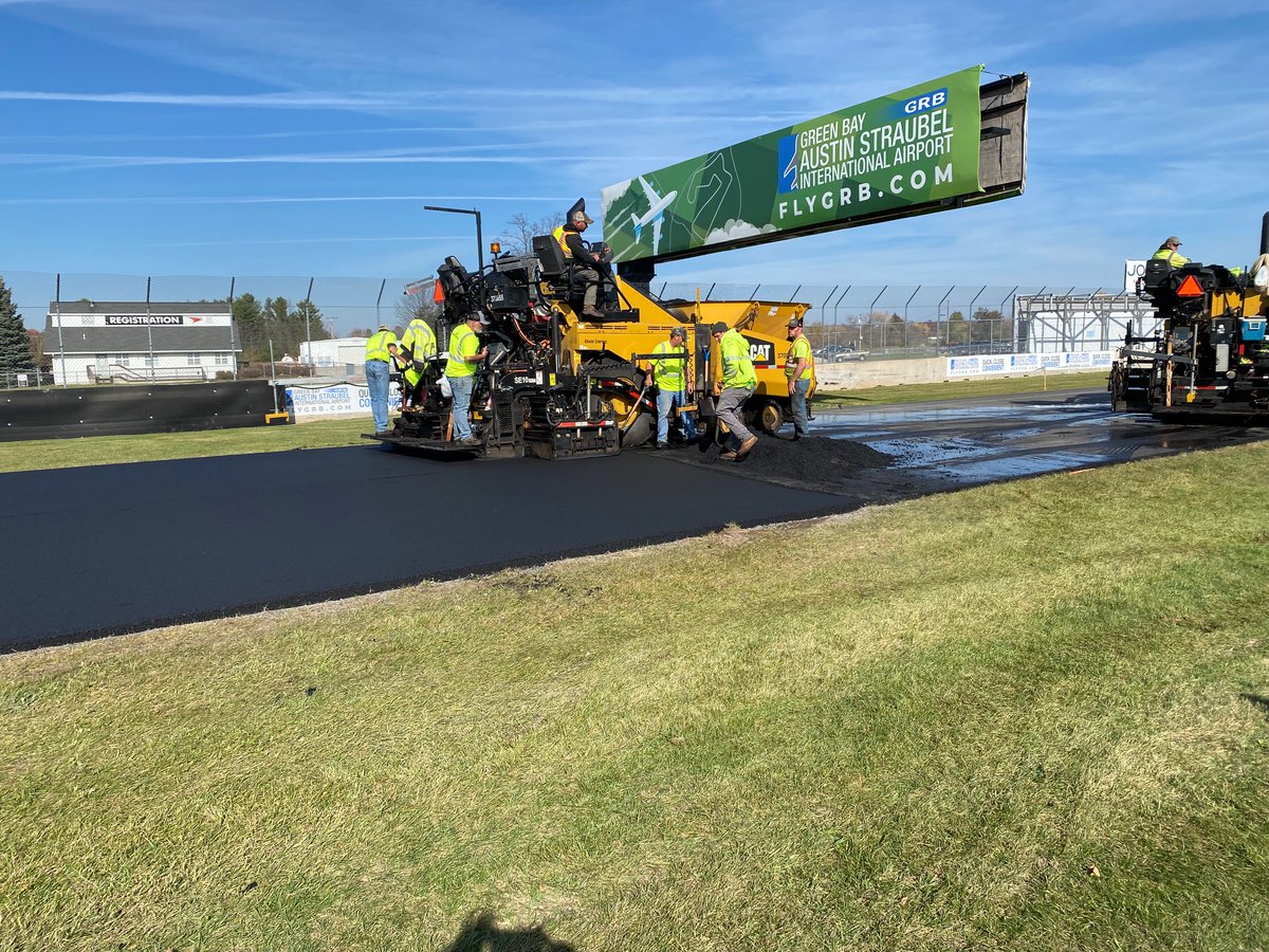 And that's a wrap! The final stretch of surface layer near Turn 14 went down a short time ago. The track repave is complete. You can also watch the pit lane progress and additional work LIVE at this link: bit.ly/REPAVE22