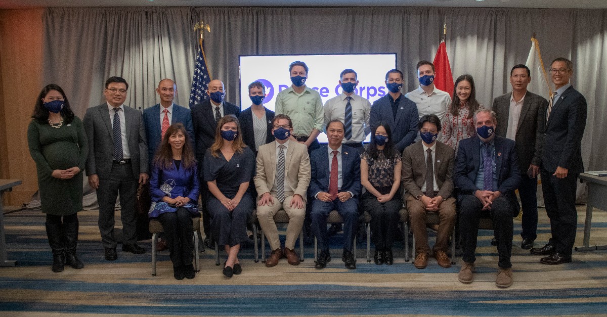 PeaceCorps's tweet photo. The first Peace Corps Viet Nam Trainees ever have arrived after a staging event in D.C.! After three months of training, they'll swear in as Peace Corps Volunteers in late December and will co-teach with Vietnamese teachers and promote English language learning schools. Congrats! https://t.co/J2A5FdmEKV