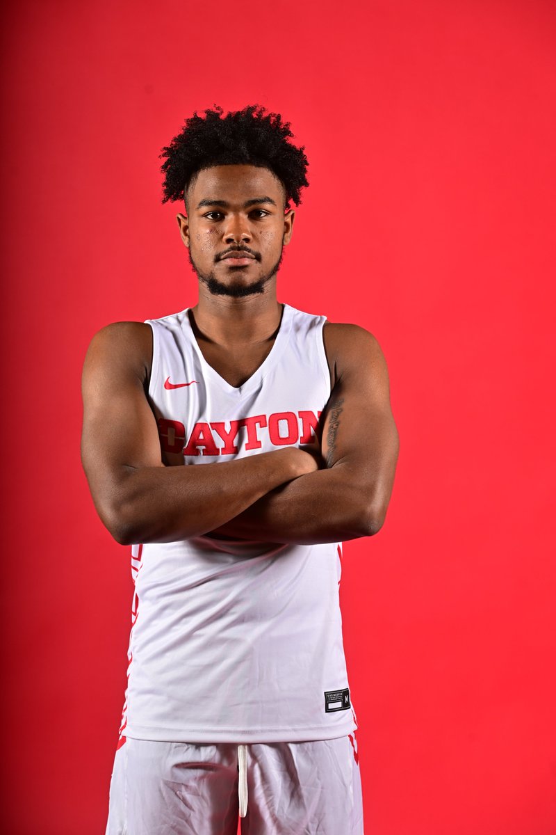 𝐌𝐞𝐞𝐭 𝐓𝐡𝐞 𝐓𝐞𝐚𝐦 ✈️🏀
𝘛𝘺 𝘓𝘰𝘤𝘬𝘭𝘦𝘢𝘳 

#GoFlyers // <a href="/TYcertified24/">Ty Locklear🥶</a>