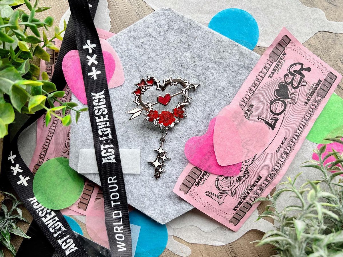 disequil's tweet photo. [ 🥀 ACT : LOVESICK tour pin ]

“the story ends with five stars always together”

#TXT_WORLD_TOUR #TXT #TXT_ACT_LOVESICK #TOMORROW_X_TOGETHER #TXTPINS https://t.co/x4DVbr98Bc