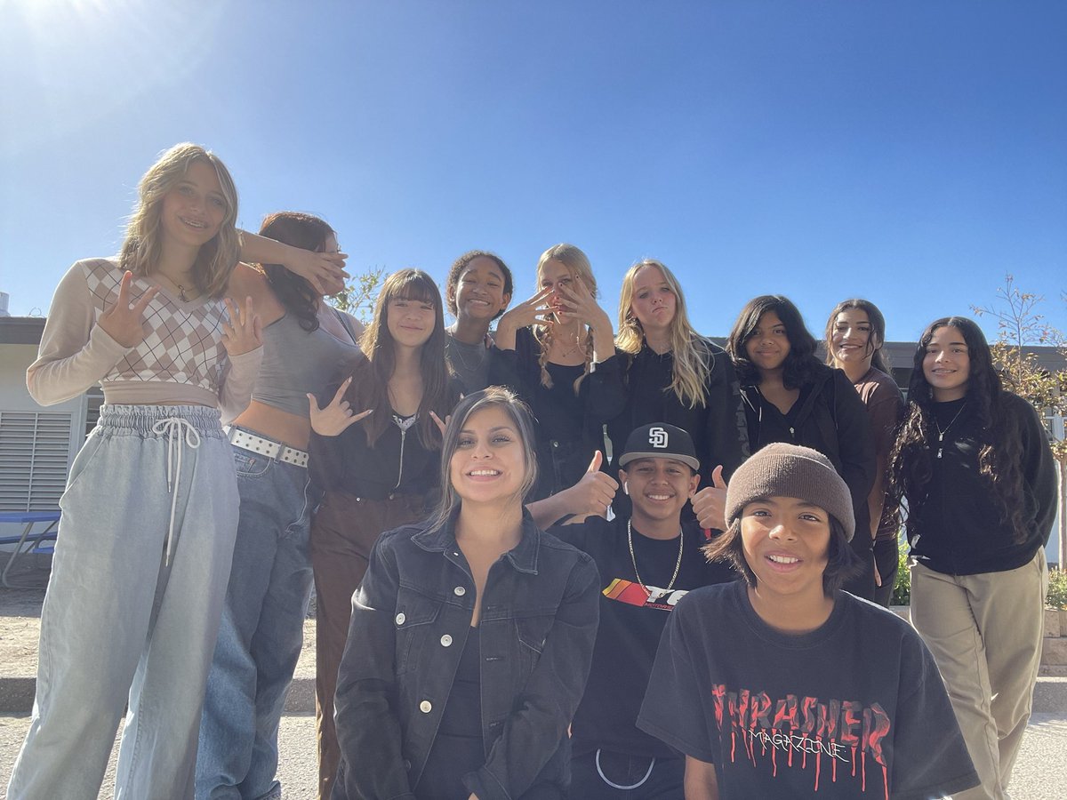 #spiritweek blackout Friday! 🖤🎃 @kbowenvida <a href="/emilyadlervida/">Emily Adler</a> <a href="/bwilliamsvida/">Breann Williams</a> <a href="/VIDASHARKS/">VIDA (6-8 Magnet)</a>