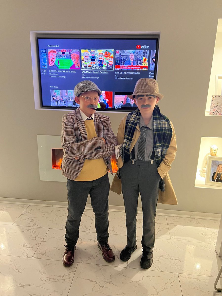 ChrisPrior_85's tweet photo. What you think @FordKiernan1 @greghemphill96 🤣 #2pintsprick https://t.co/YACg4g3is1