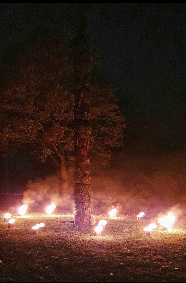 Very spooky walk around Campbell Park with <a href="/TheParksTrust/">The Parks Trust</a> this evening - perfect levels of family scaring! <a href="/RLC_Words_Fan/">RLC Words Fan</a>