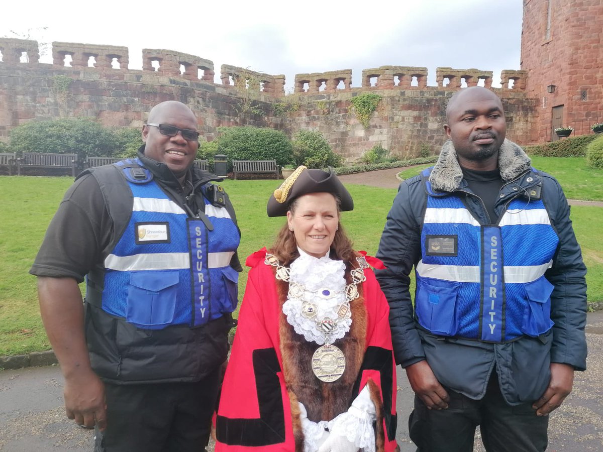 prosecure2000's tweet photo. An honour to help out in escorting the Officers and Ratings of #HMSTalent in the handing back of the Freedom of the town of Shrewsbury after the boat was decommissioned earlier this year. #RoyalNavy #SecurityWithASmile https://t.co/W2oT3of5l5