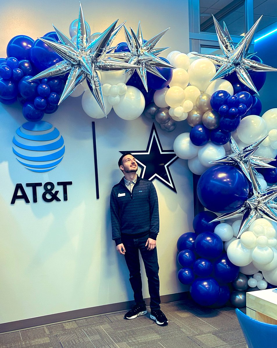 CalebHCates's tweet photo. Did someone say grand opening? @adriana_ntx @Jacolby_Ashley @MattZeeNTX @dbustamante1210 @LynetteMAguilar @AliciaArantNTX @SSanjuaneloS @thestarinfrisco @CityOfFriscoTx https://t.co/otG5n6ChKl