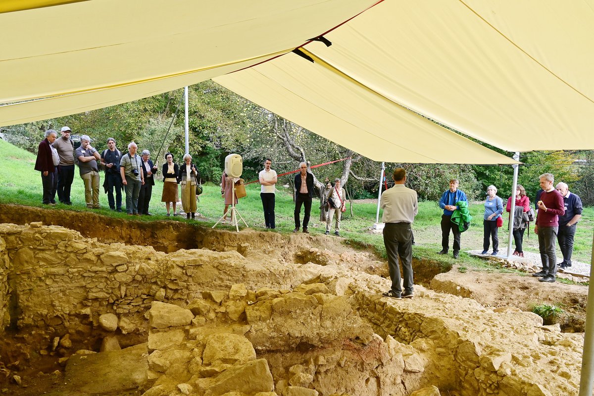 i_recordings's tweet photo. Interesting time @ Early Steam Engines conf. in Slovakia with fellow #NewcomenSoc &amp; AIA members with a visit to the excavations of the 1722 Althandel shaft atmospheric engine house, Nová Bana, with a welcome from the local Mayor. @AIndustrialArch @NewcomenSoc https://t.co/SREiUkktrB