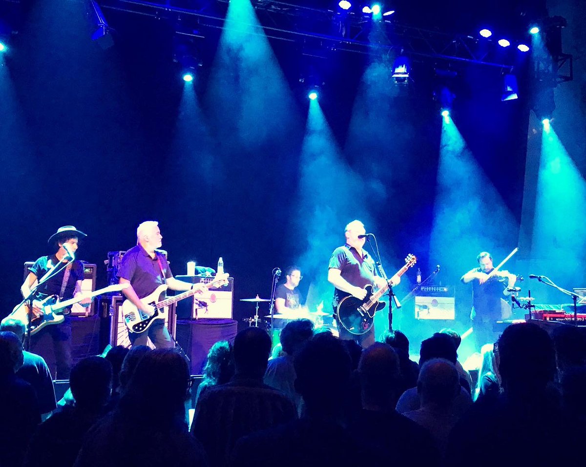 music_and_more5's tweet photo. @theafghanwhigs #theafghanwhigs @mrgregdulli @MrJohnCurley @RickGNelson1 @norisktoyou @mrdannybland @freiheitshallemunich #münchen #munich #live #konzert #concert #musik #music #instamusik https://t.co/vd7ZdIvrYL