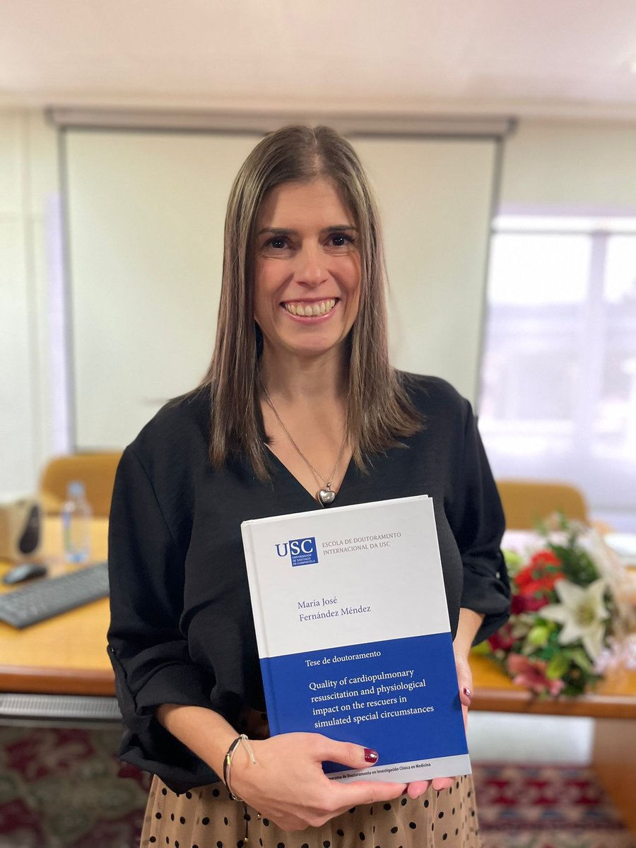 mery_fdez's tweet image. Hoy, después de cinco años, he defendido mi tesis doctoral, Calidad de la RCP e impacto fisiológico en los reanimadores en circunstancias especiales simuladas. 
La enfermería sigue sumando💪🏼💪🏼💪🏼