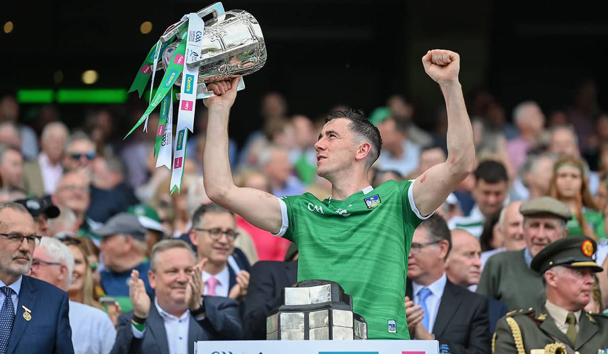 PwC Hurler of the Year ⭐️

DIARMAID BYRNES👏🏻

What a year! 🟢⚪️

<a href="/LimerickCLG/">Limerick GAA</a> | #SportLK