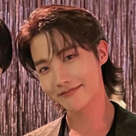 langgeo0's tweet photo. #NewProfilePic https://t.co/Dxep4tl0Cw