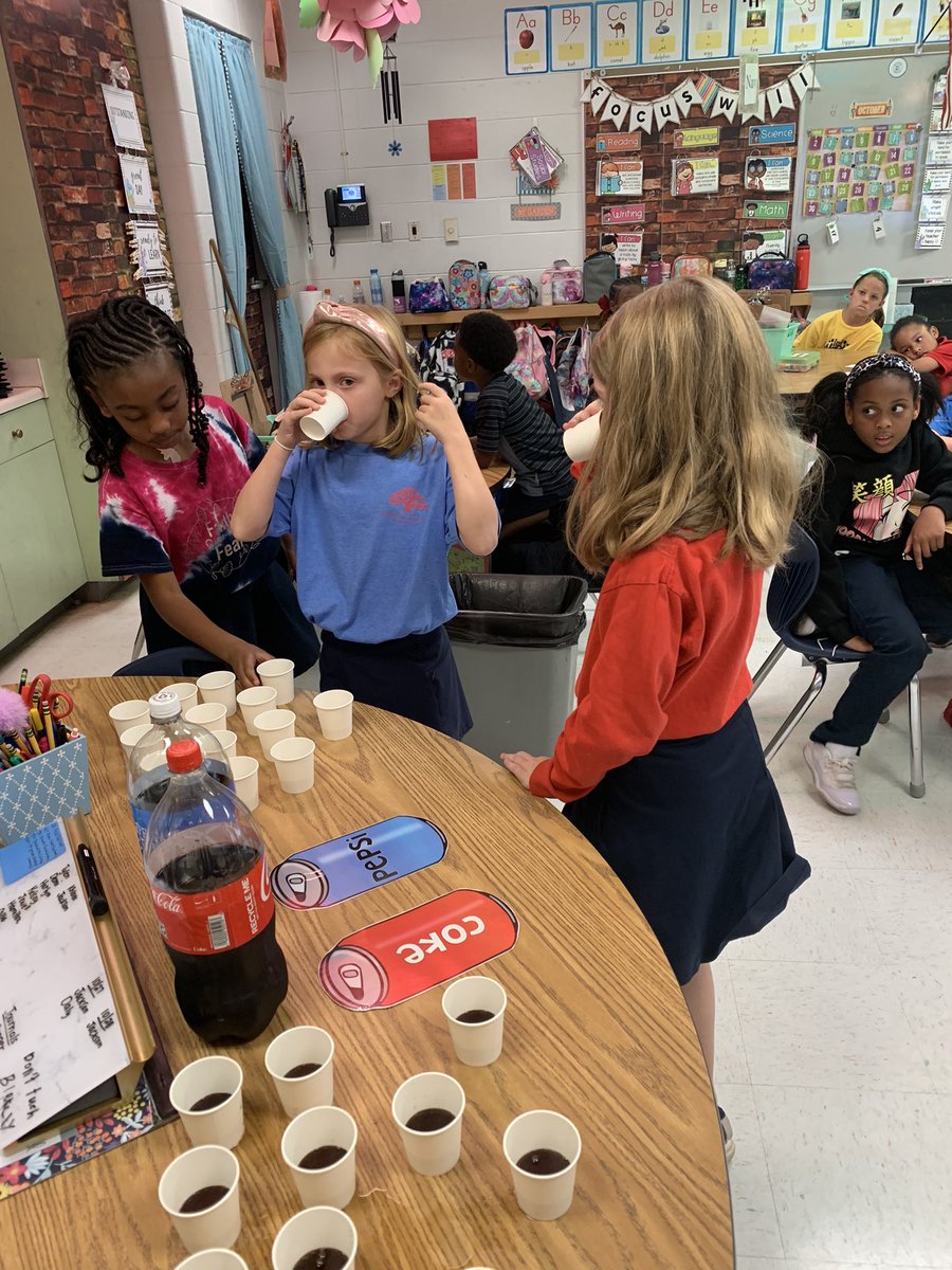 Learning about the Electoral College with Coke vs. Pepsi! Coke for the win!! <a href="/MaryBAustin/">Mary B. Austin Elementary</a> <a href="/CocaCola/">Coca-Cola</a> <a href="/pepsi/">Pepsi</a> #AustinInnovators