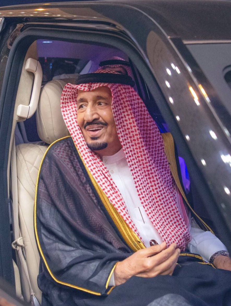 8 أعوام من العطاء .. نحو مستقبل واعد
ومجد وازدهار ، نجدد الولاء والسمع والطاعة لملكنا
خادم الحرميــن الشريفيــن الملڪ سلمــــان بن عبدالعــــزيــــز 
حفظه الله كما نسأل الله العليّ العظيم أن يديم الأمجاد والعزة لبلادنا 🇸🇦💚
#ذكرى_البيعة_الثامنة