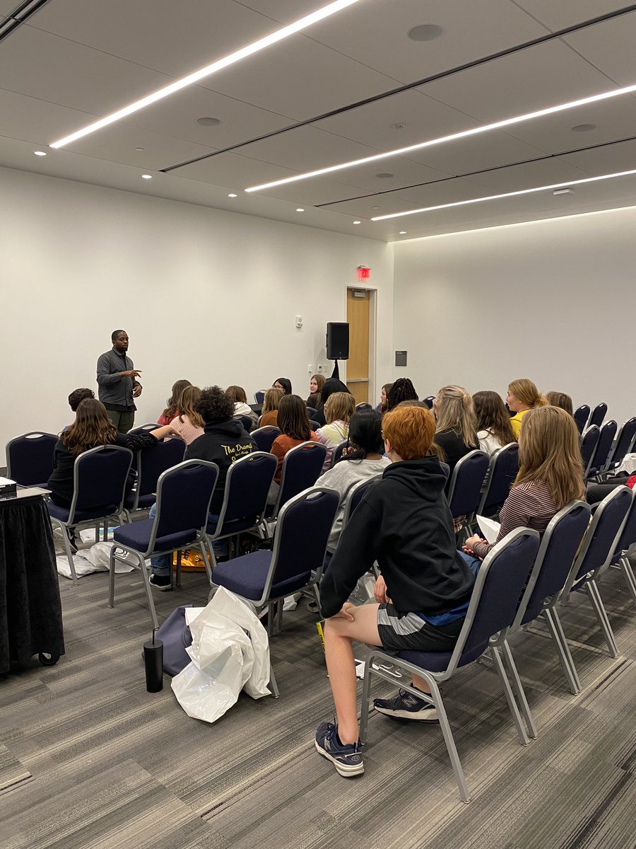 Stephanie Fields tweet media