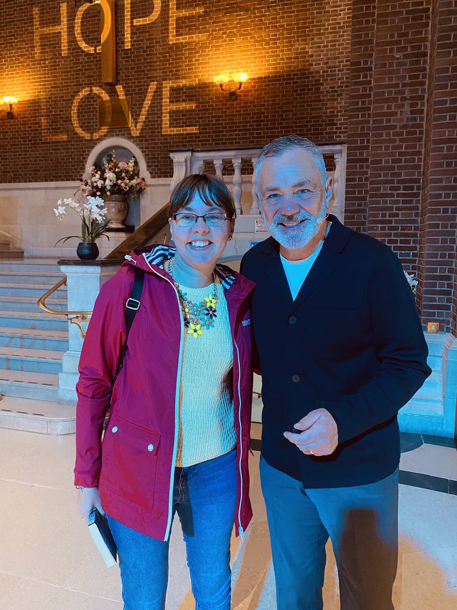 MyNameIsSleepy's tweet photo. I just met Professor David Wilson and he signed my book and now I am not going to be able to sleep tonight! 😱

I’m ABSOLUTELY fan-girling right now!!! 🥰🤩 https://t.co/LOfkljDuTa