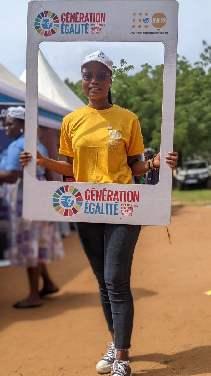 Aujourd'hui était le 77e anniversaire de la journée des Nations Unies. 
Ce fut un plaisir pour moi d'avoir animé le stand de l'UNFPA -Togo
Merci à l'UNFPA- Togo et à vous mes collègues ❤️ <a href="/AkouviYvette/">Yvette Gloria Akouvi NYAVEDZI</a> <a href="/Armanda_ADZODA/">Mandiii✨🍀</a> <a href="/dametougle_f/">Françoise DAMETOUGLE</a> <a href="/rodolphesanvi/">Rodolphe Komi SANVI 🇹🇬🇨🇮</a> <a href="/AudillonS/">BOKONAM Samtou</a>
