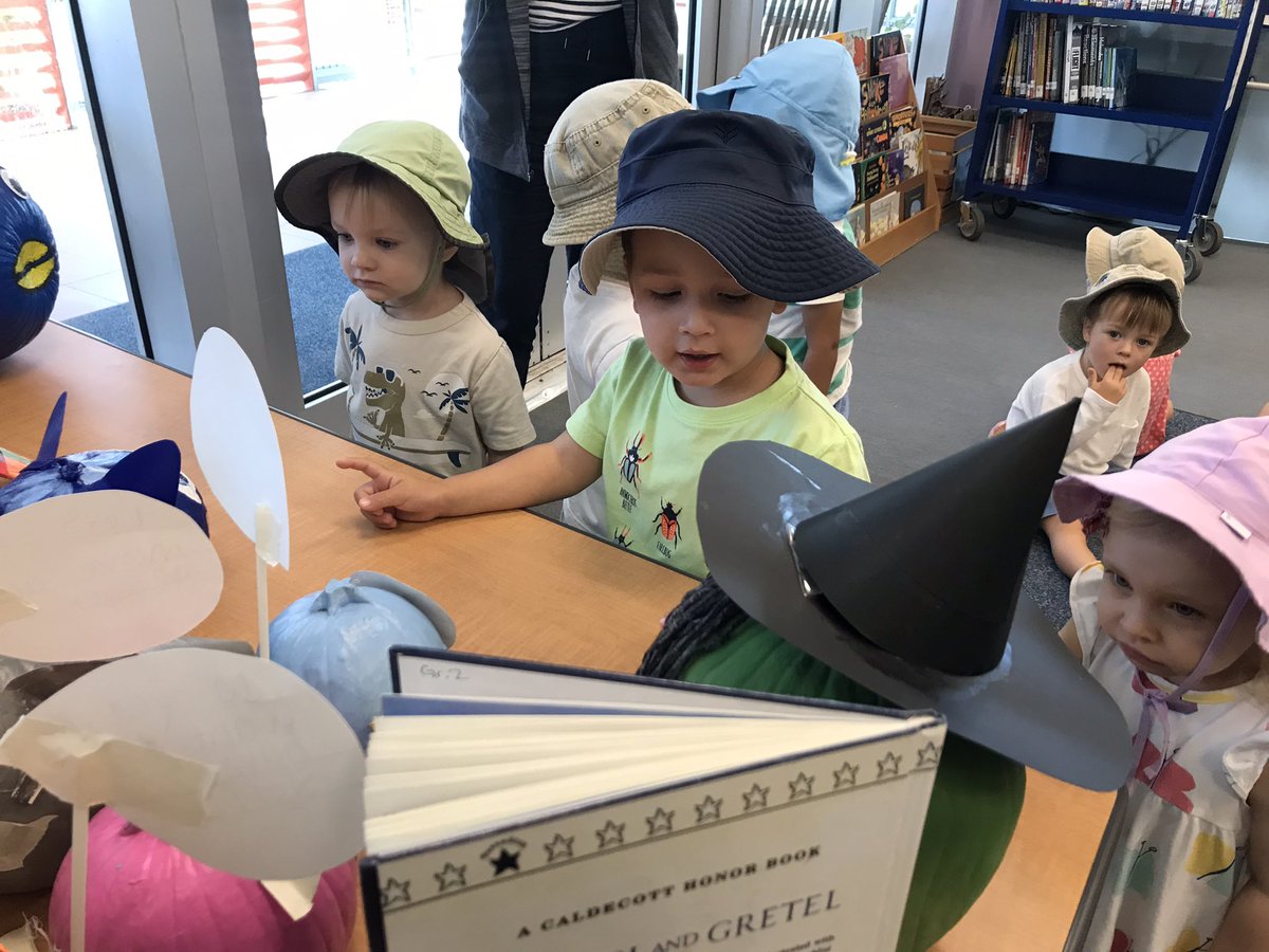 MsSzeryk's tweet image. Our EC friends stop by to look at the creative Storybook Pumpkins @cis_library #cisinspires #cisreads