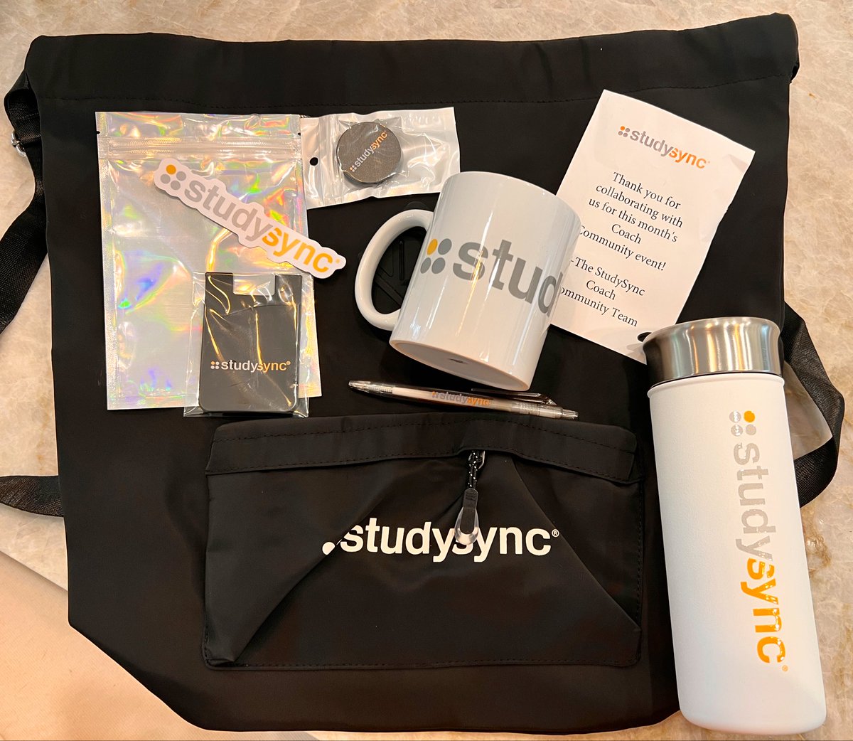 What a great surprise in the mail from @studysync! Thank you for the swag. ☺️