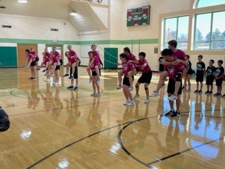 principalmesser's tweet photo. Thanks to the Comet Skippers for a fun assembly this afternoon for our 5th graders. They have some amazing talent and jumpers that will blow your mind! Yes, I did jump and I was shocked the jump rope was able to slide under my feet! #MIStrong #MasonMomentum #ThingsWeDoForKids https://t.co/WexZ92pUCe