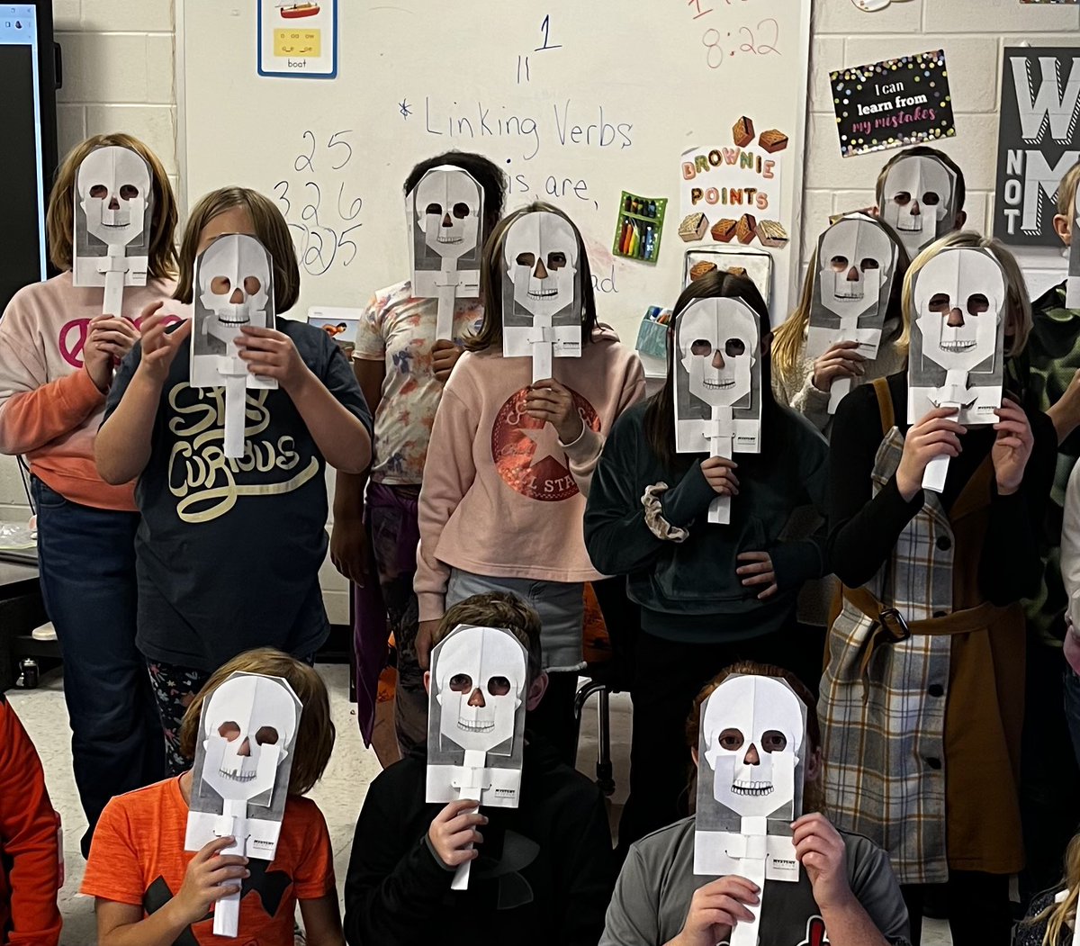 mrsroberts4b's tweet photo. Mystery Science had us learning about our skulls and having a little Halloween fun at the same time! “Boo!” 🎃 #ibtigerpride https://t.co/yVJCTNErjI