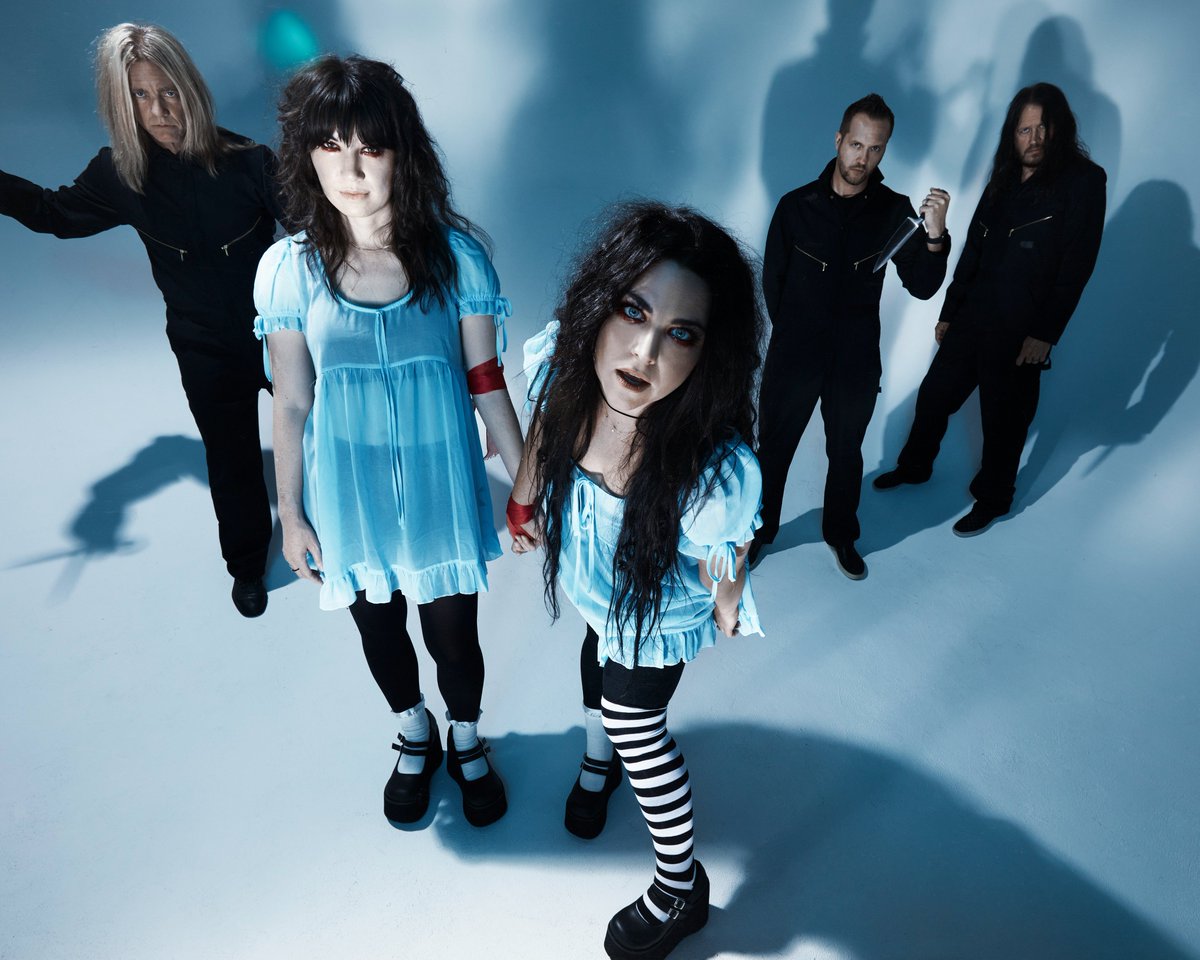 evanescence tweet picture