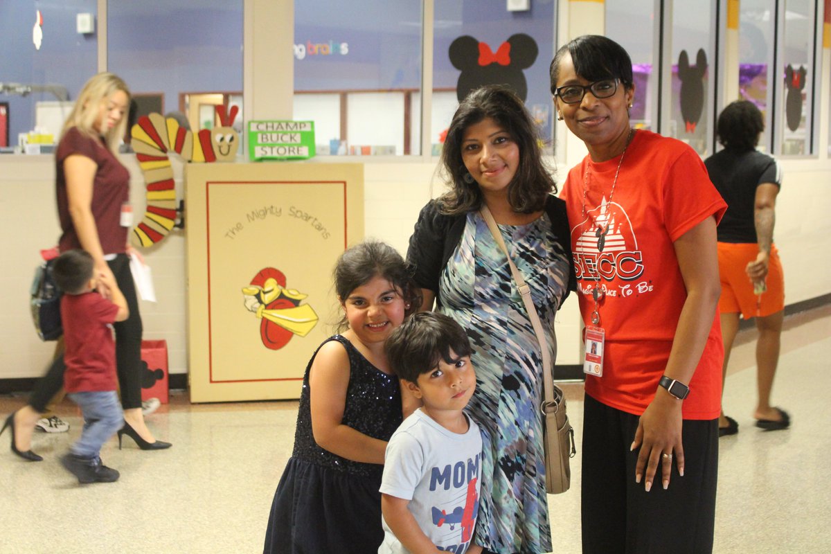 StaffordMSD's tweet image. &quot;Education and knowledge can open doors,&quot; which is exactly why @SMSDECC Principal Twyla Hynes works wonders here! We&apos;re grateful for her magical engagement and leadership at #StaffordNation #NationalPrincipalsMonth #SMSDECC