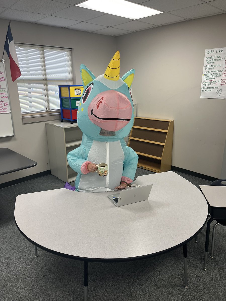shareequicklit's tweet photo. This is how we PLC! @RDE_Dragons https://t.co/1BMSg03Egc