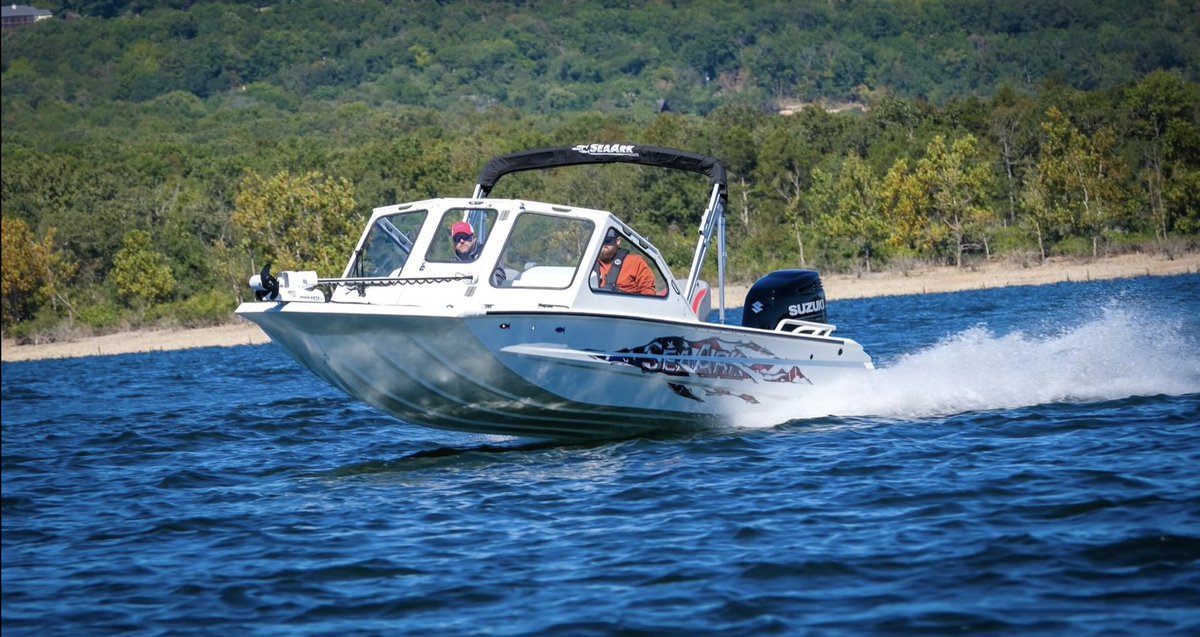 CatfishNOW1's tweet photo. When your wife finally lets you go fishing 🙌 October and November are prime time for catfishing … who’s planning their next trip? 

Doesn’t this @SeaArkBoats Dynasty 2.0 look sharp?!

https://t.co/J15bFW3JUH

#SeaArkBoats #SeaArkLifeBestLife #YourStoryYourBoat #1InCatfish https://t.co/Vxg7Ti35KG