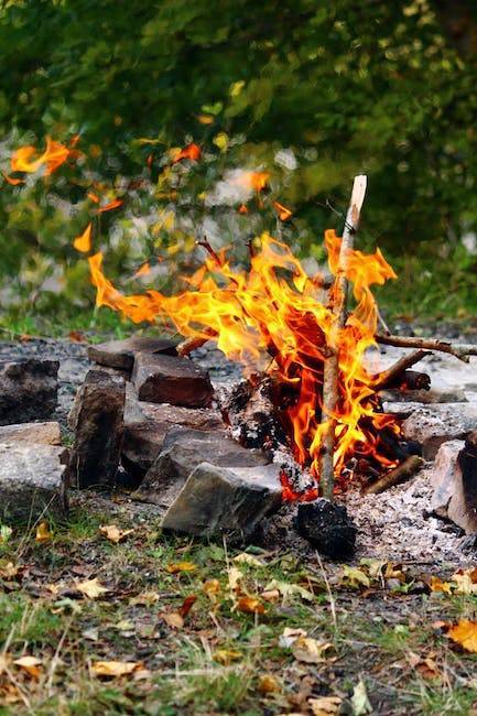 Meet up tonight at the church for a TCPC campfire!

 <a href="/6/">Adrián Lamo</a>:30 in the lower lot!
#firepit #october #friemdstogether