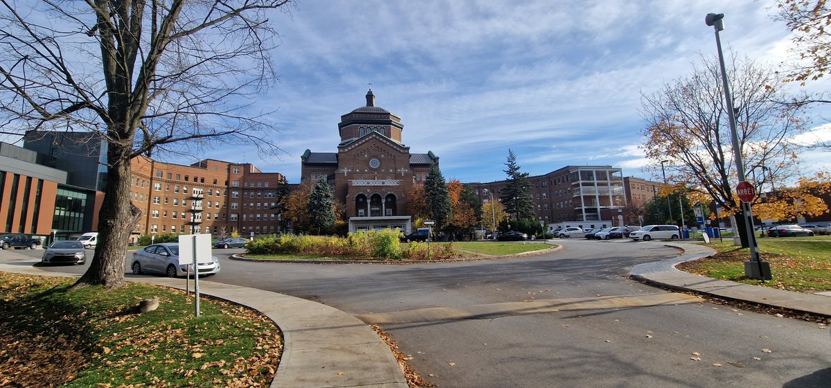 olivier_mimoz's tweet image. Merci @messier_alex et son équipe pour la visite des urgences de @CIUSSSnmtl et la démonstration des outils performants que tu as développé pour désengorger les urgences @CHU_de_Poitiers @FrcsBraun @SFMU_MS @SUdF_Officiel @departement86