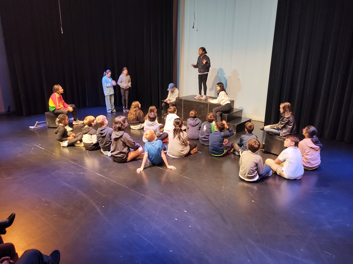 RiverdaleCountrySchool tweet media