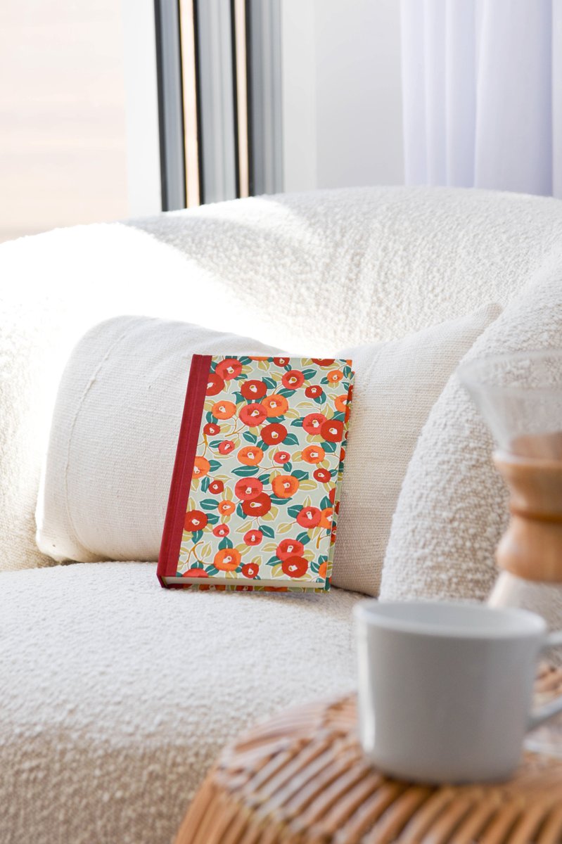 The Crafter's Box tweet media