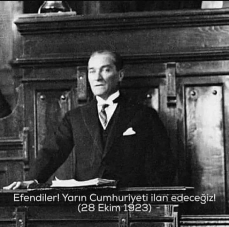 99 Yıl önce bu gece.                                #uscehder.   #cumhuriyet