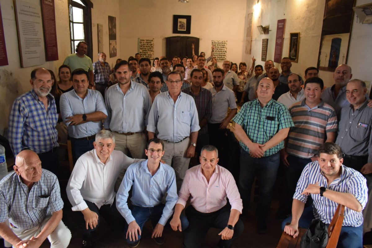 SimonPadros's tweet photo. Hoy con 60 funcionarios de @producciontuc hicimos un balance de las acciones realizadas durante el 2022.
Hay equipo!!!!
Secretaria de Coordinación 
Secretaria de Desarrollo Productivo 
Secretaria de Mipyme y Empleo
Secretaria de Medio Ambiente
@IDEPTucuman
#Ipaat https://t.co/1s4m2IAbZm