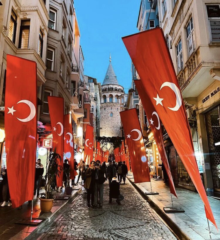 #Cumhuriyet99Yaşında 🇹🇷 #cumhuriyetbayramıkutluolsun